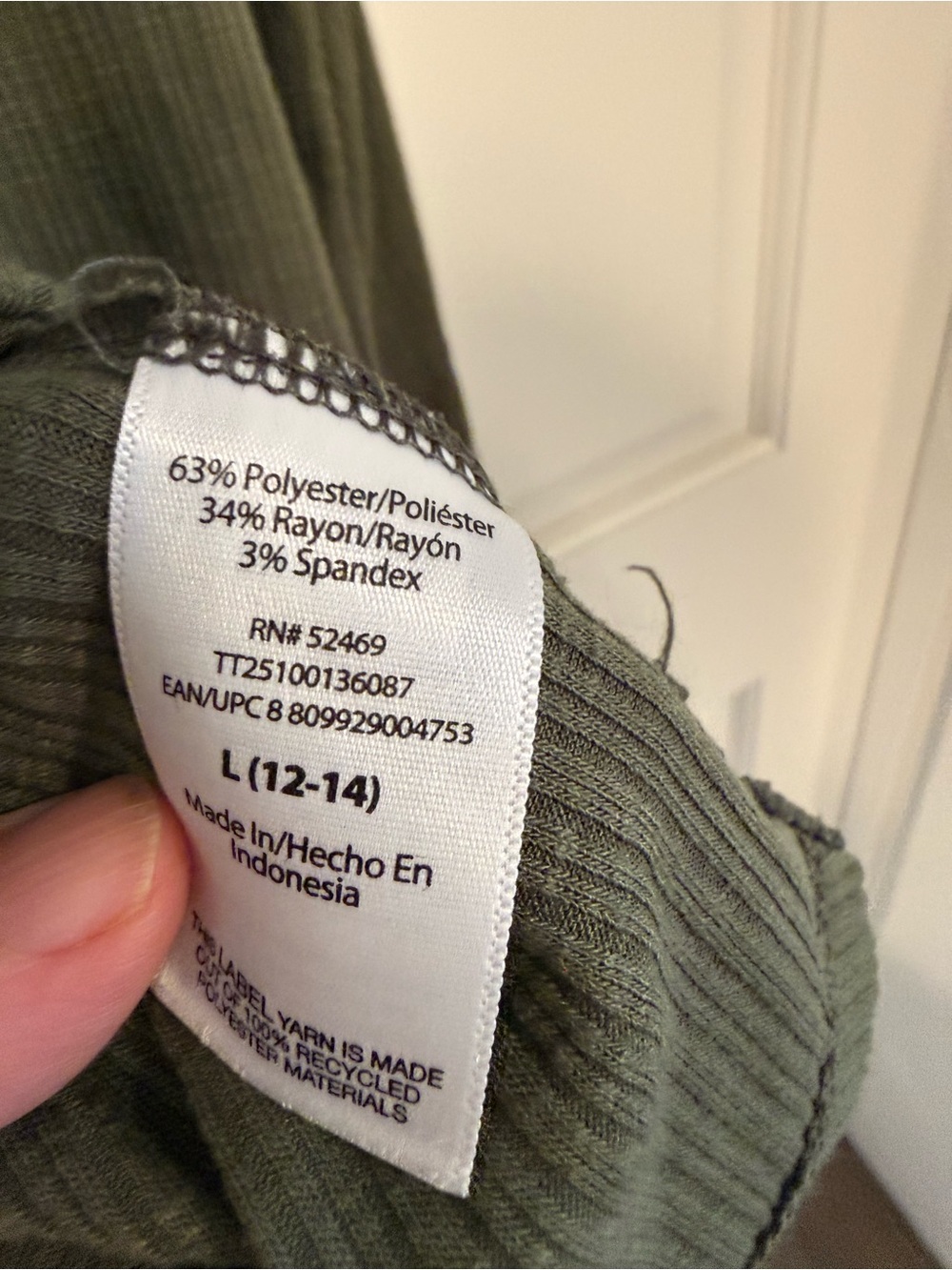 Time and Tru Army Green Tank Top - Picture 5 of 5